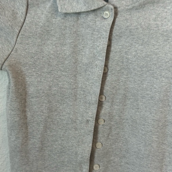Brandy Melville small button up gray shirt - Picture 3 of 6